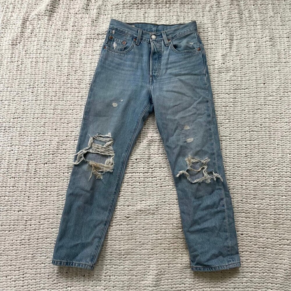 Levi's 501 Regular Distressed Jeans - Size 24